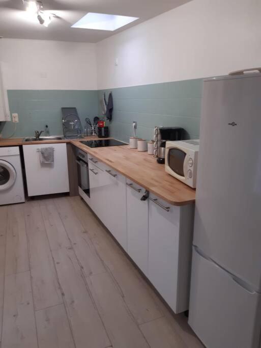 Charmante Maison Renovee, Proche Lac Et Centre-Ville L'Isle-Jourdain  Ngoại thất bức ảnh
