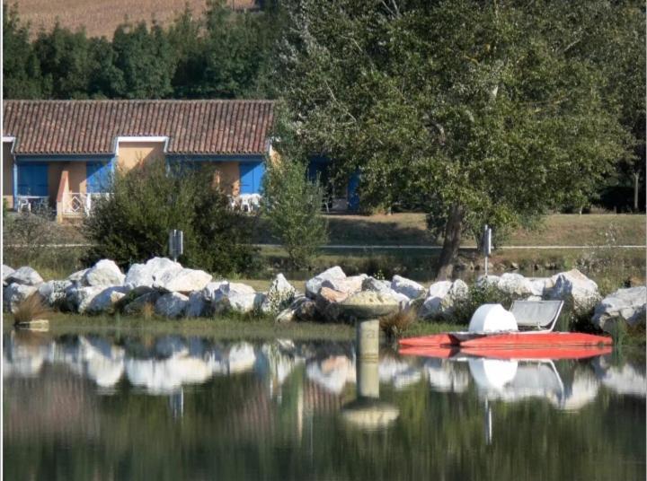 Charmante Maison Renovee, Proche Lac Et Centre-Ville L'Isle-Jourdain  Ngoại thất bức ảnh