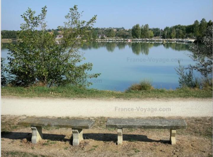 Charmante Maison Renovee, Proche Lac Et Centre-Ville L'Isle-Jourdain  Ngoại thất bức ảnh